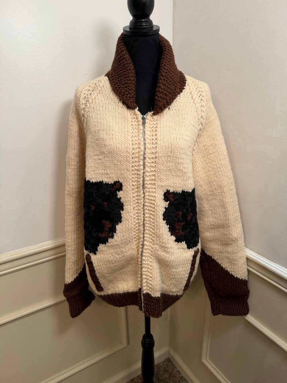 Vintage Handmade Chunky Hand Knit Cowichan Cardigan Sweater Jacket Lined Zip